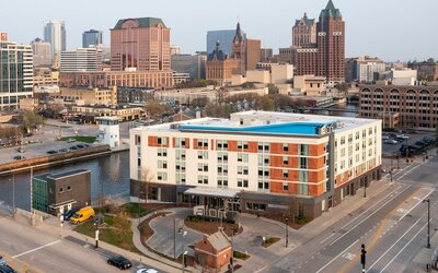 Aloft by Marriott Milwaukee Downtown