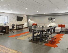 Royle Hotel Milwaukee Airport