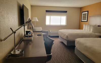 Royle Hotel Milwaukee Airport