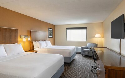 Royle Hotel Milwaukee Airport