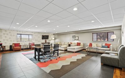 Royle Hotel Milwaukee Airport