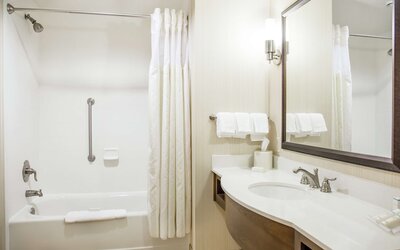 Hilton Garden Inn Milwaukee Downtown
