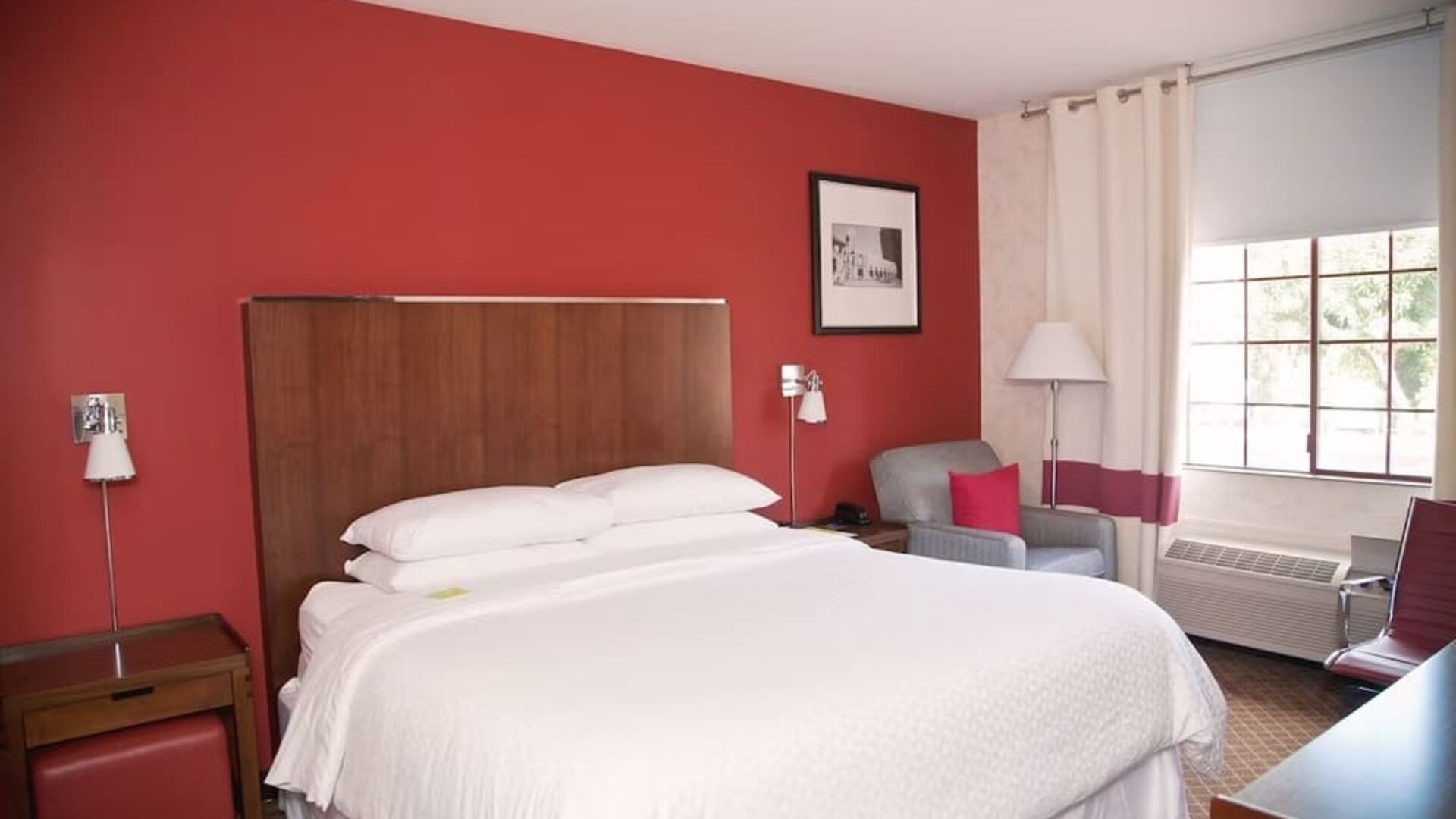 Day use room with natural light at La Hacienda San Jose Silicon Valley.