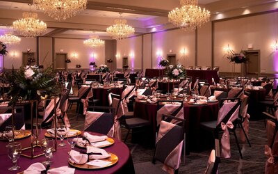 Four Points by Sheraton Milwaukee North Shore