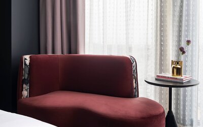 Renaissance Milwaukee West Hotel