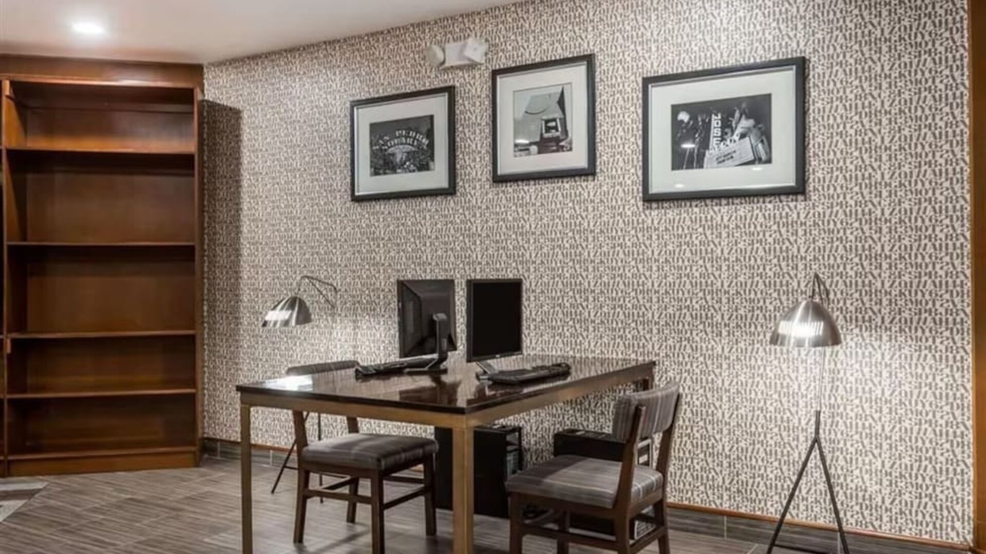 Business center at La Hacienda San Jose Silicon Valley.