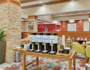Hilton Garden Inn Milwaukee Airport