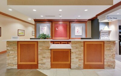 Hilton Garden Inn Milwaukee Airport