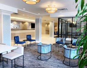 DoubleTree by Hilton Milwaukee Downtown
