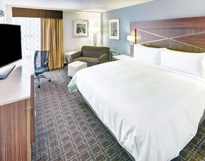 DoubleTree by Hilton Milwaukee Downtown