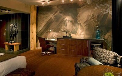 The Iron Horse Hotel