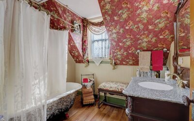 Schuster Mansion Bed & Breakfast