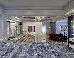 Saint Kate - The Arts Hotel