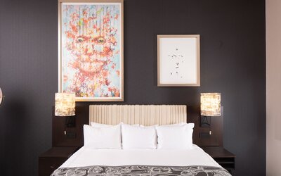 Saint Kate - The Arts Hotel