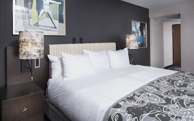 Saint Kate - The Arts Hotel