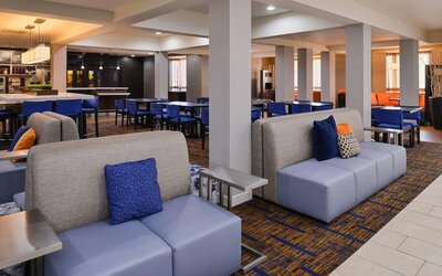 Country Inn & Suites By Radisson, Brown Deer - Milwaukee North