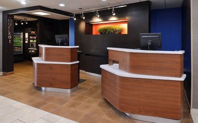 Country Inn & Suites By Radisson, Brown Deer - Milwaukee North