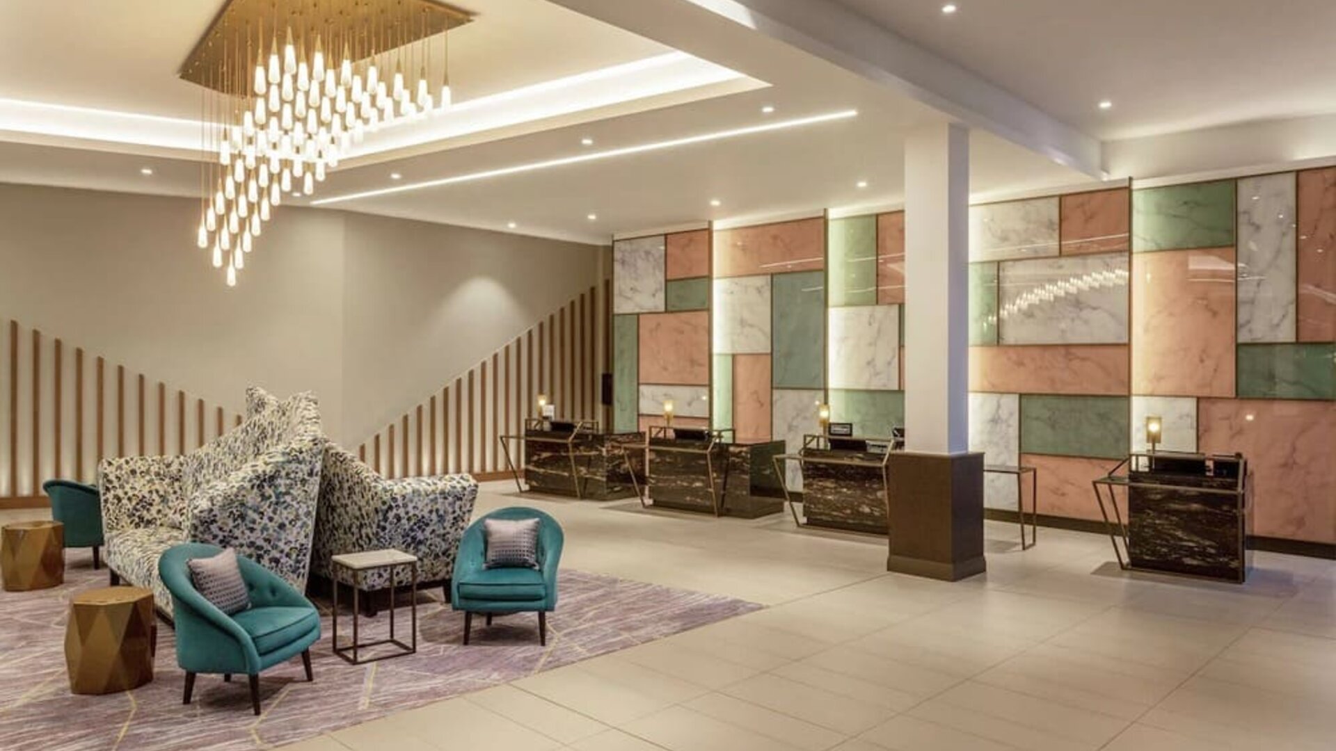 Lobby and entrance at Hilton Aberdeen TECA.