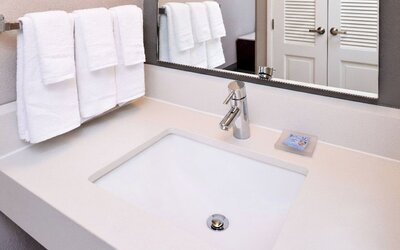 Country Inn & Suites By Radisson, Brown Deer - Milwaukee North