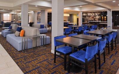 Country Inn & Suites By Radisson, Brown Deer - Milwaukee North