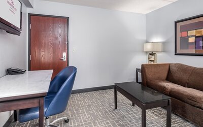 Crowne Plaza Milwaukee Airport by IHG