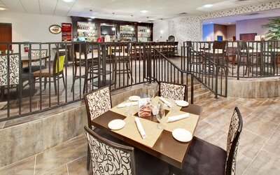Crowne Plaza Milwaukee Airport by IHG
