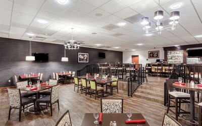 Crowne Plaza Milwaukee Airport by IHG