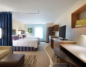 Home2 Suites by Hilton Milwaukee Airport