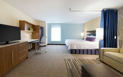 Home2 Suites by Hilton Milwaukee Airport