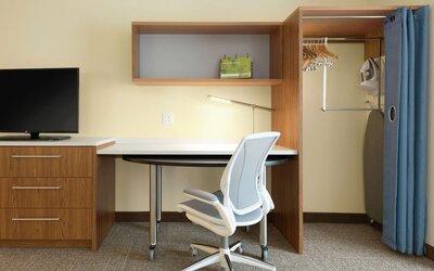 Home2 Suites by Hilton Milwaukee Airport