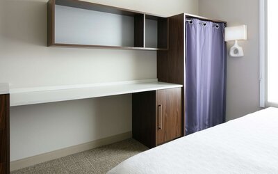 Home2 Suites by Hilton Menomonee Falls Milwaukee