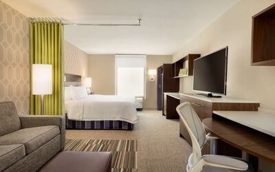 Home2 Suites by Hilton Menomonee Falls Milwaukee