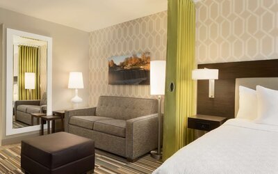 Home2 Suites by Hilton Menomonee Falls Milwaukee