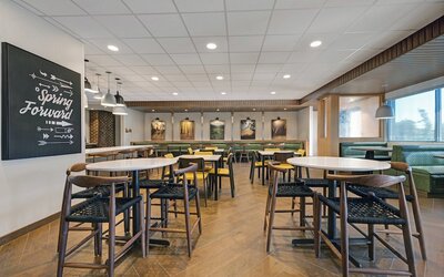 Fairfield Inn & Suites by Marriott Milwaukee Brookfield