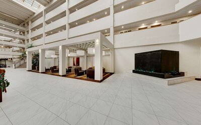 Embassy Suites by Hilton Milwaukee Brookfield
