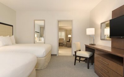 Embassy Suites by Hilton Milwaukee Brookfield
