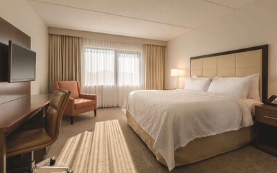 Embassy Suites by Hilton Milwaukee Brookfield