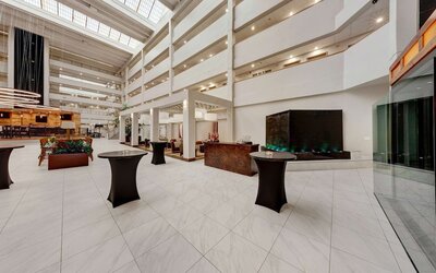 Embassy Suites by Hilton Milwaukee Brookfield