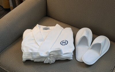 Sheraton Milwaukee Brookfield Hotel