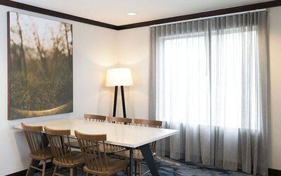 Fairfield Inn & Suites by Marriott Milwaukee Airport