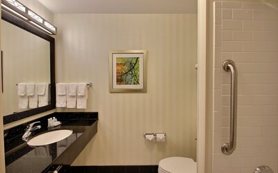 Fairfield Inn & Suites by Marriott Milwaukee Airport