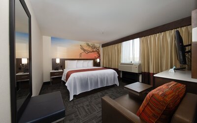 Holiday Inn Brookfield - ​​Milwaukee by IHG