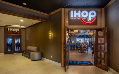 Holiday Inn Brookfield - ​​Milwaukee by IHG