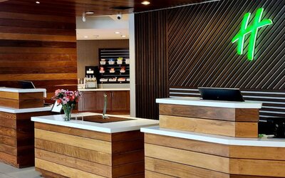 Holiday Inn Brookfield - ​​Milwaukee by IHG