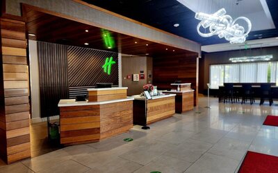 Holiday Inn Brookfield - ​​Milwaukee by IHG