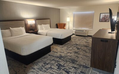 La Quinta Inn & Suites by Wyndham Milwaukee SW New Berlin