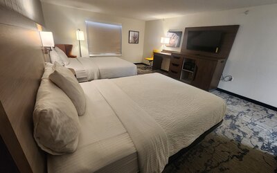La Quinta Inn & Suites by Wyndham Milwaukee SW New Berlin