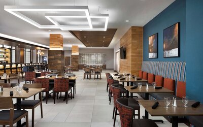 Hilton Garden Inn Milwaukee Brookfield Conference Center, WI