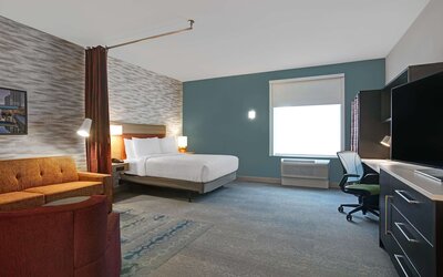 Home2 Suites by Hilton Milwaukee Downtown