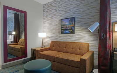 Home2 Suites by Hilton Milwaukee Downtown